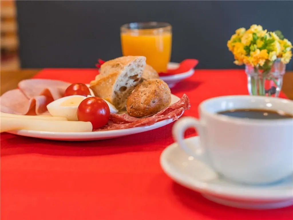 ***  Hotel Ibis Firenze Nord Aeroporto Sesto Fiorentino Italy