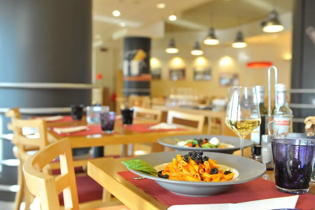 Hotel Ibis Firenze Nord Aeroporto Sesto Fiorentino